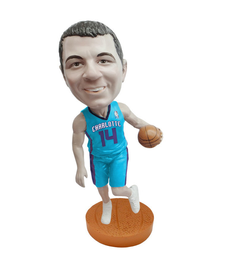 Charlotte Hornets Driving Towards The Basket Standard Base