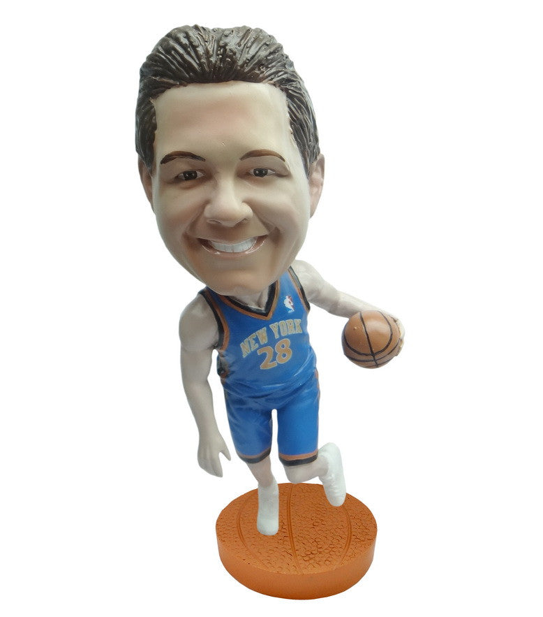 New York Knicks Driving Towards The Basket Standard Base