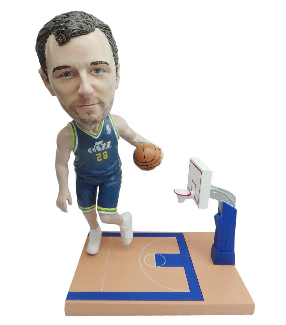 Utah Jazz Driving Towards The Basket