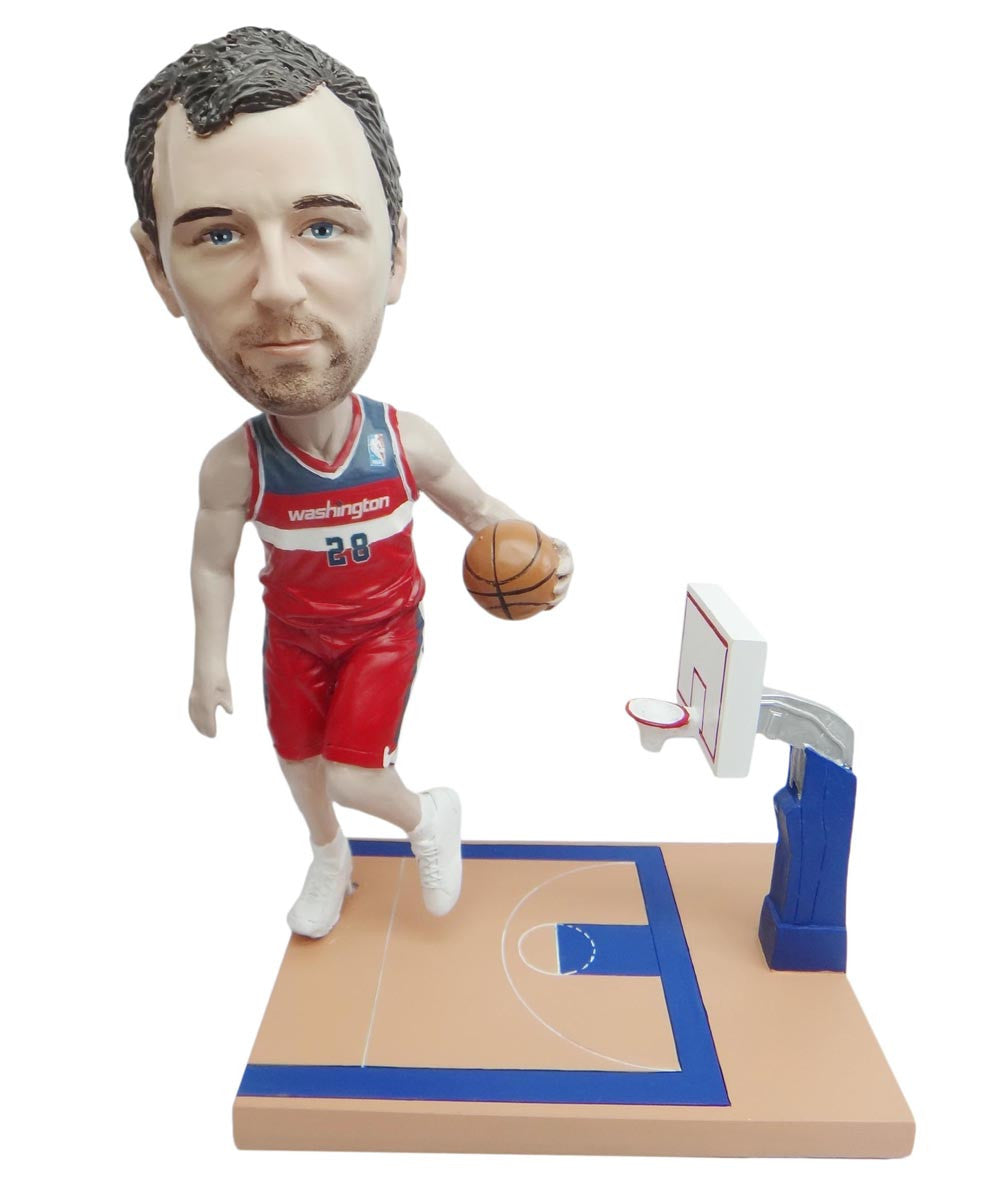 Washington Wizzards Driving Towards The Basket